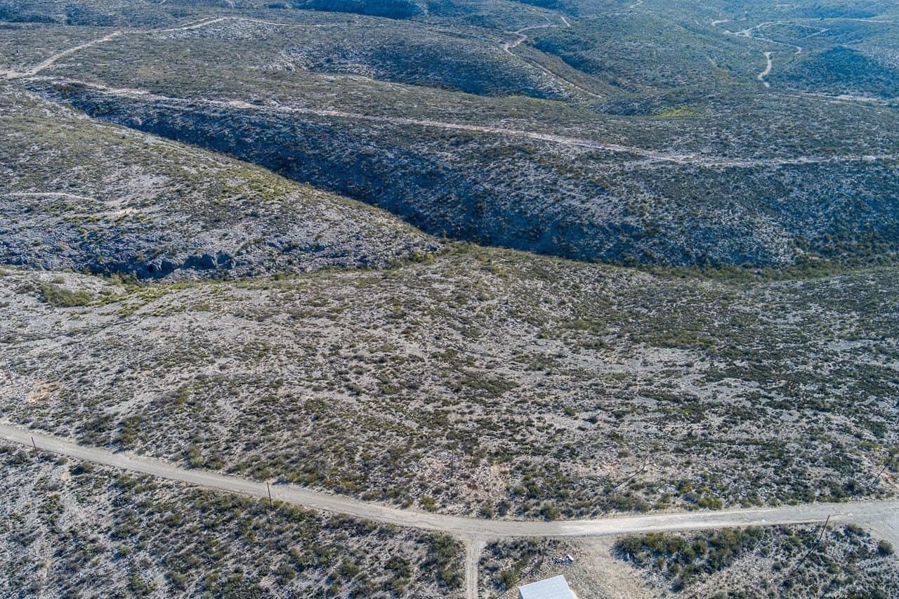 24.15 acres in Val Verde County - photo 11