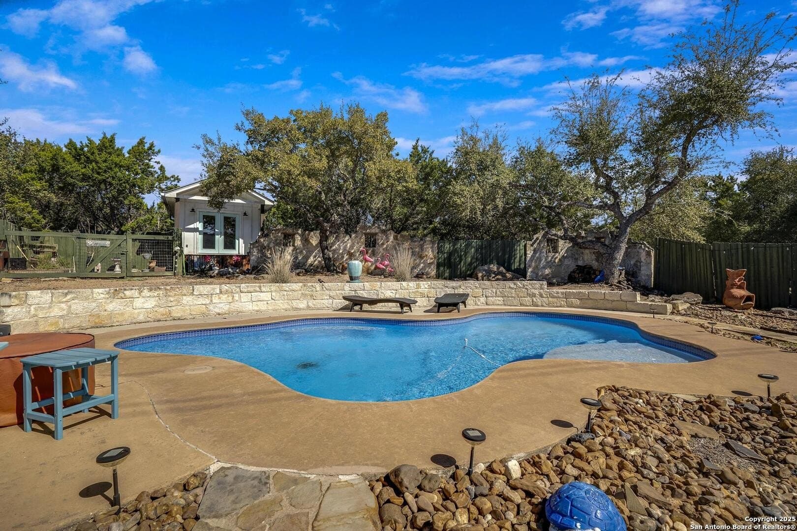16.68 acres in Comal County - photo 18