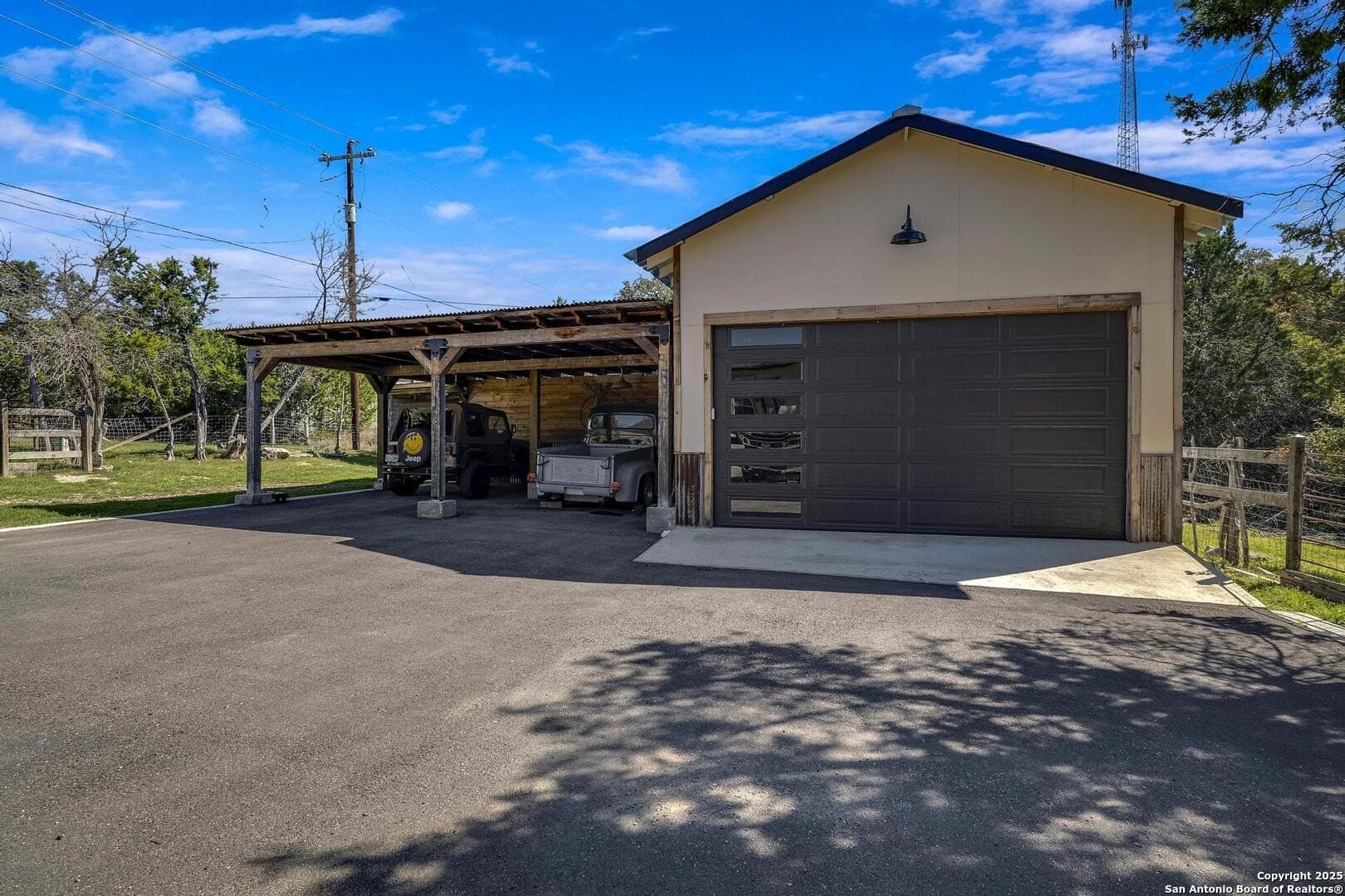 16.68 acres in Comal County - photo 30