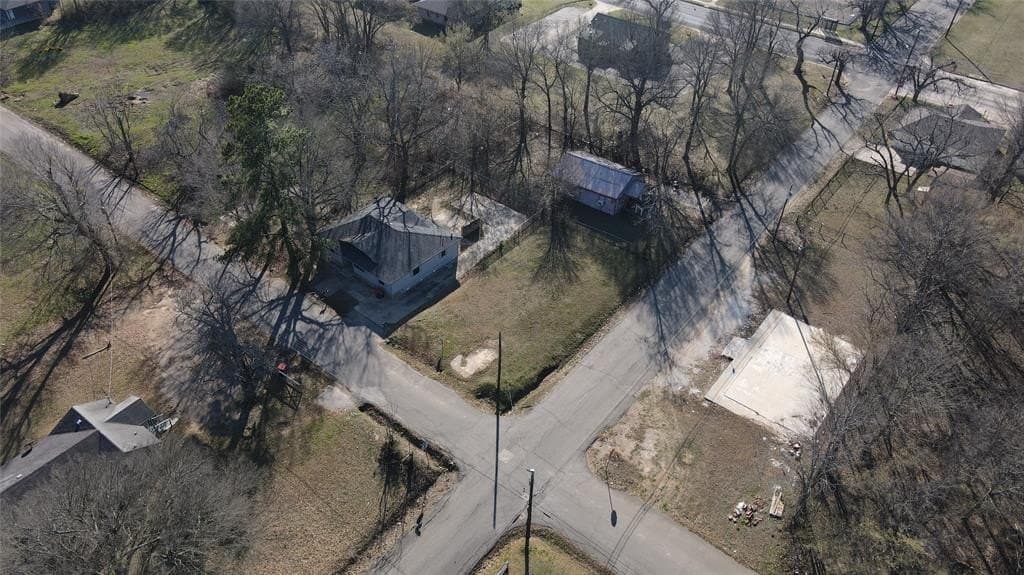 0.1 acres in Lamar County - photo 16