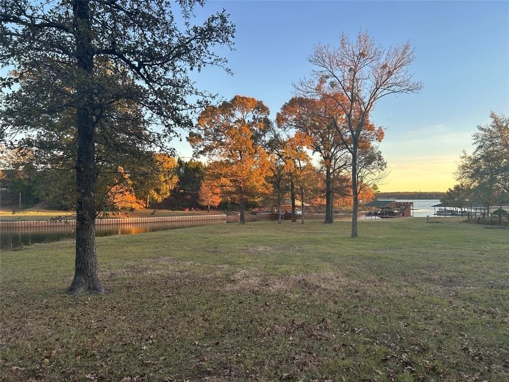 1.48 acres in Henderson County - photo 4