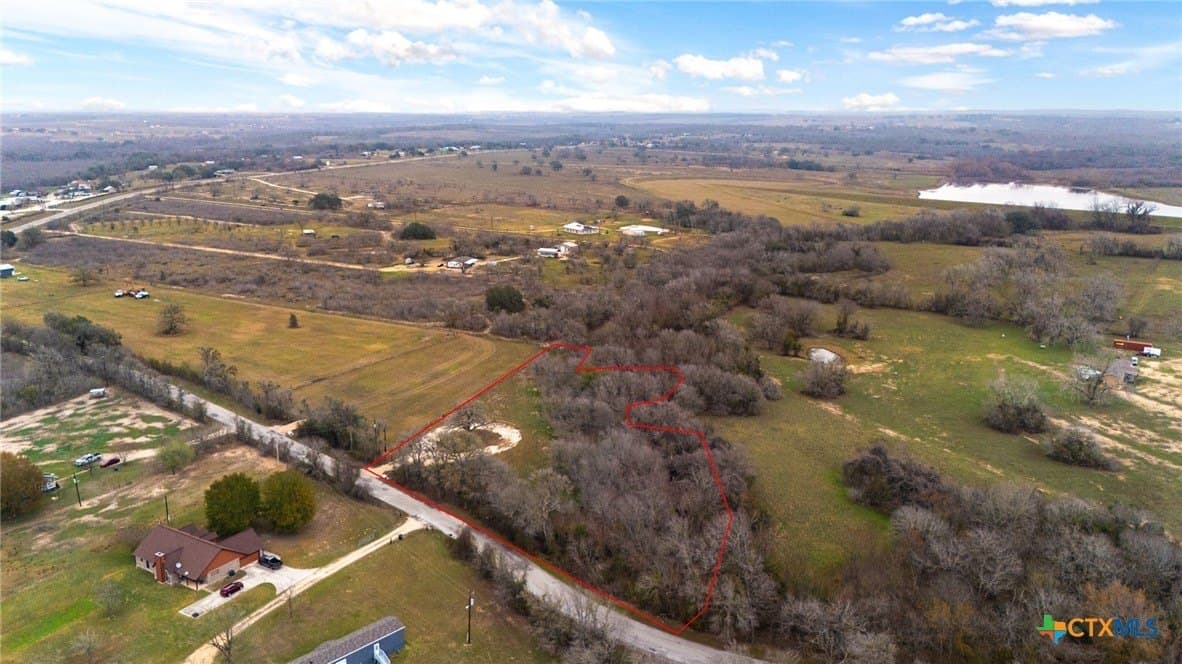 2 acres in Caldwell County - photo 2