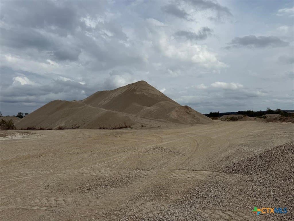 794 acres in McLennan County - photo 3