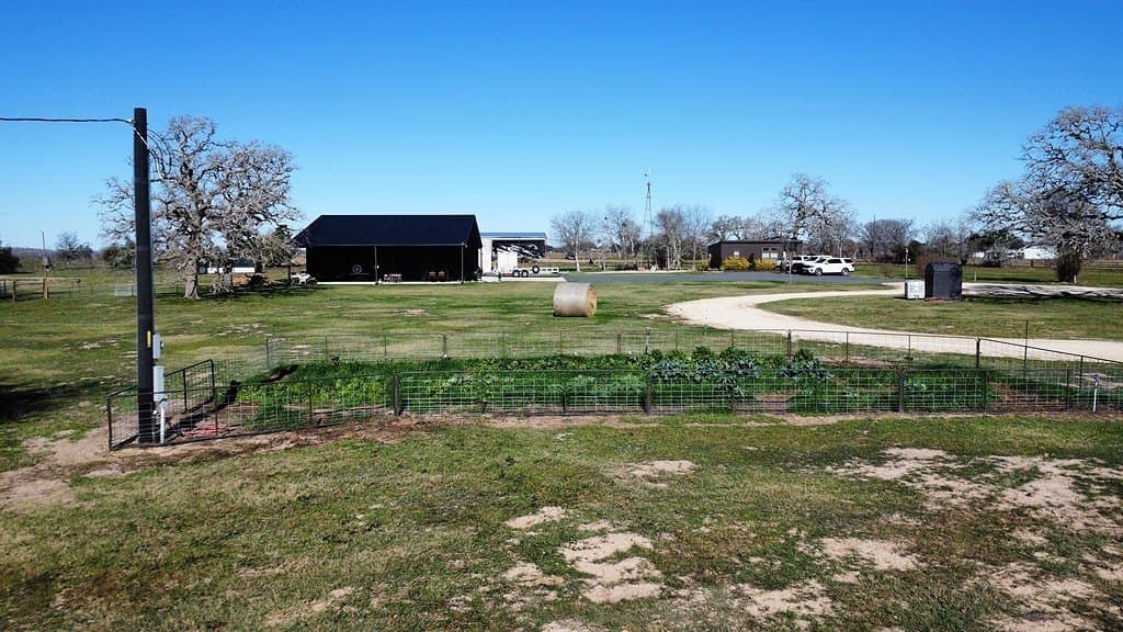4.24 acres in Colorado County - photo 17