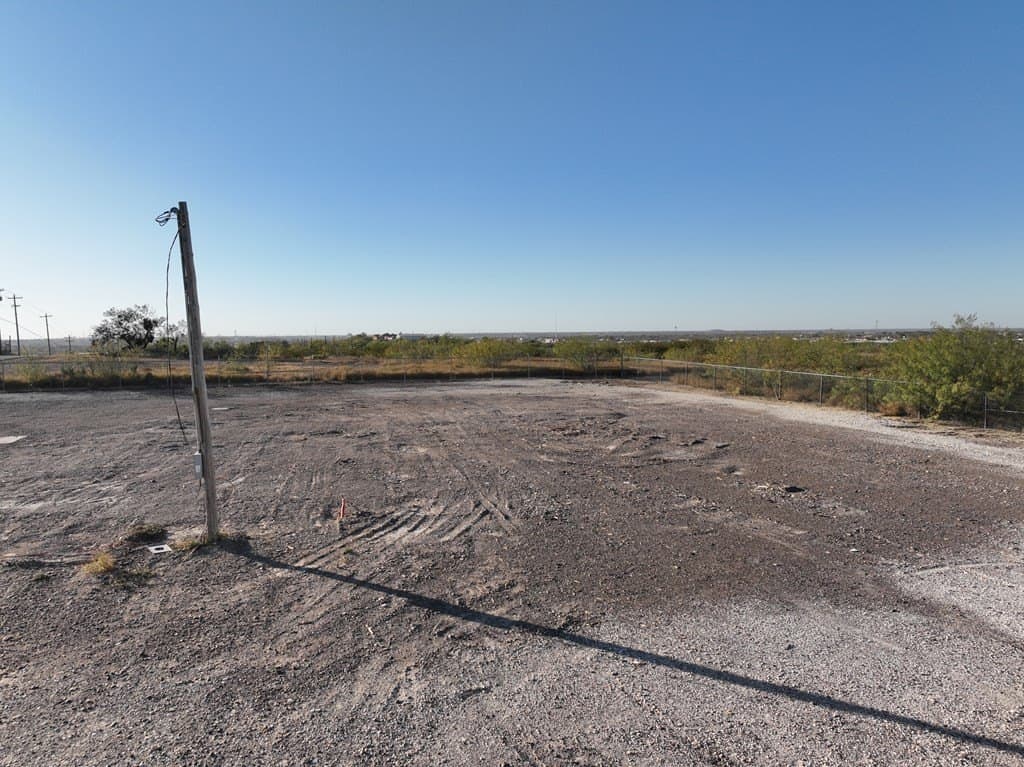 39,000 acres in Maverick County - photo 7