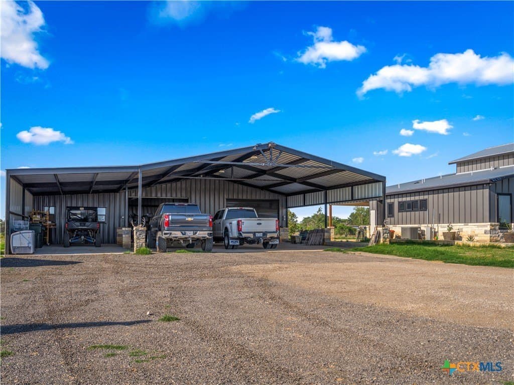 18 acres in Bexar County - photo 3