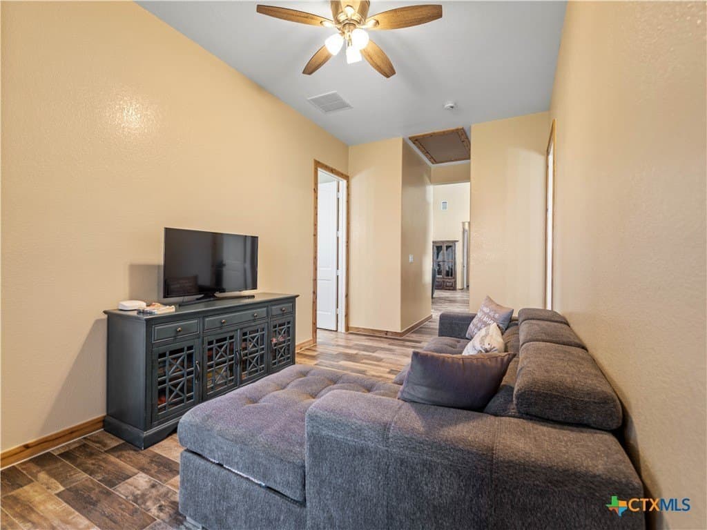 18 acres in Bexar County - photo 24