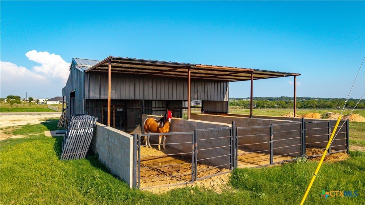 18 acres in Bexar County - photo 46