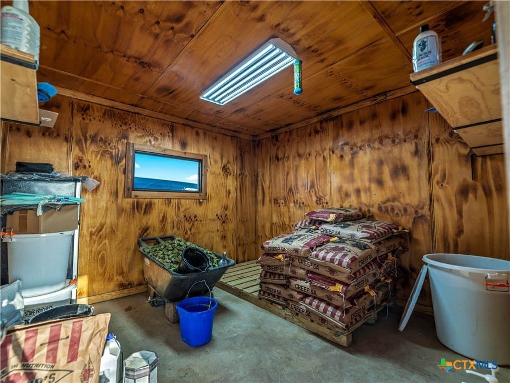 18 acres in Bexar County - photo 47