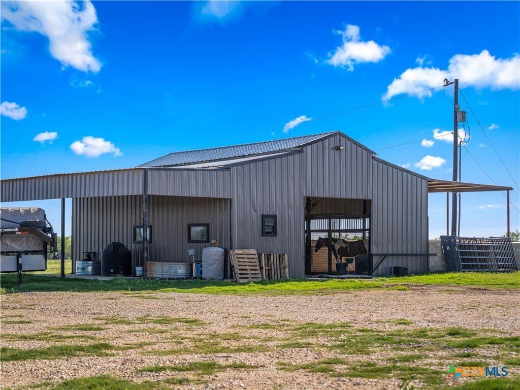 18 acres in Bexar County - photo 43