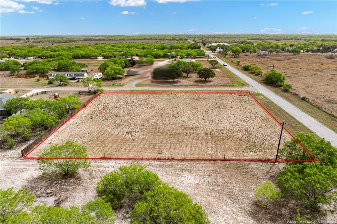 1.02 acres in Kleberg County - photo 5