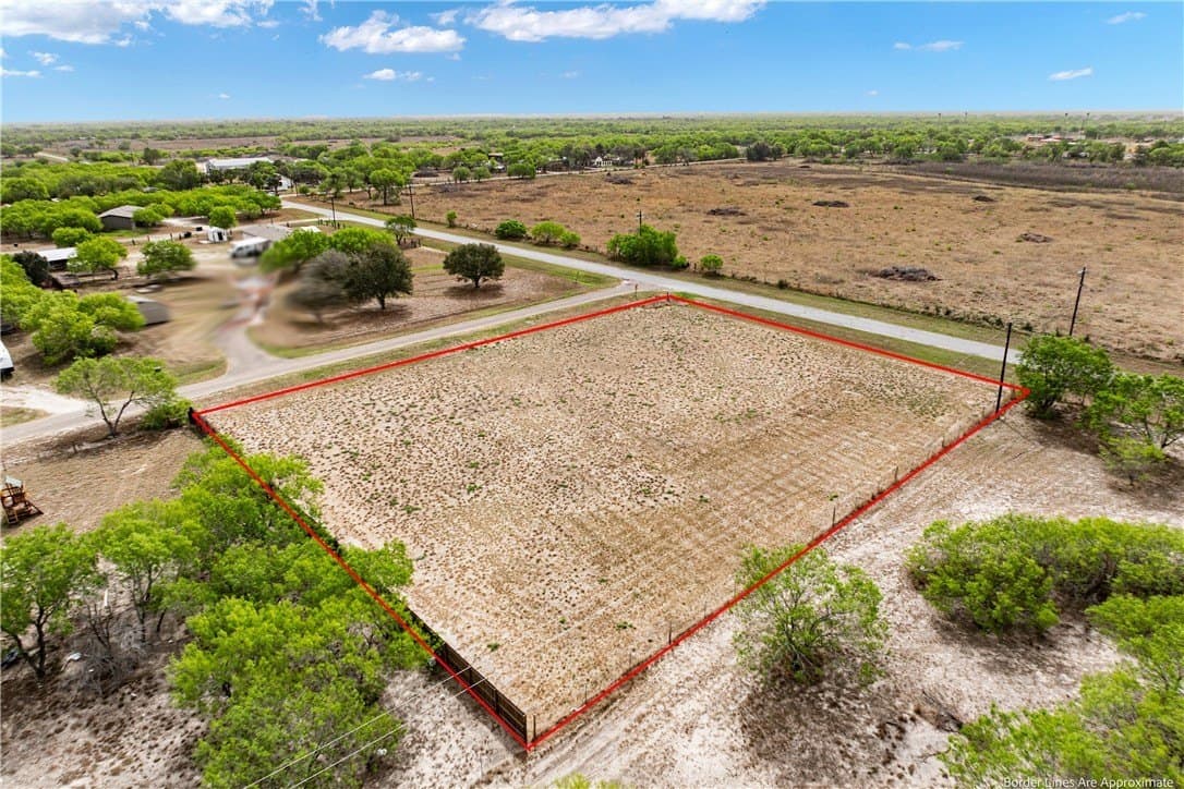 1.02 acres in Kleberg County - photo 4