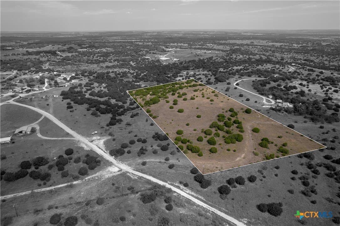 11.71 acres in Lampasas County - photo 4