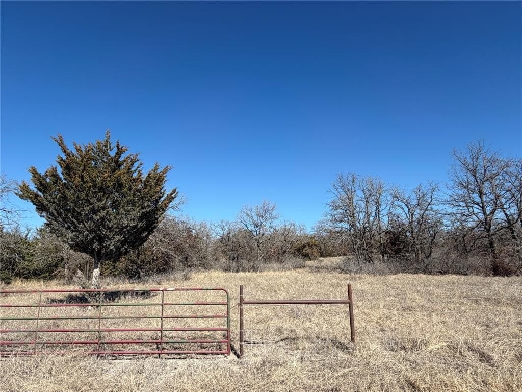 40.85 acres in Montague County - photo 28