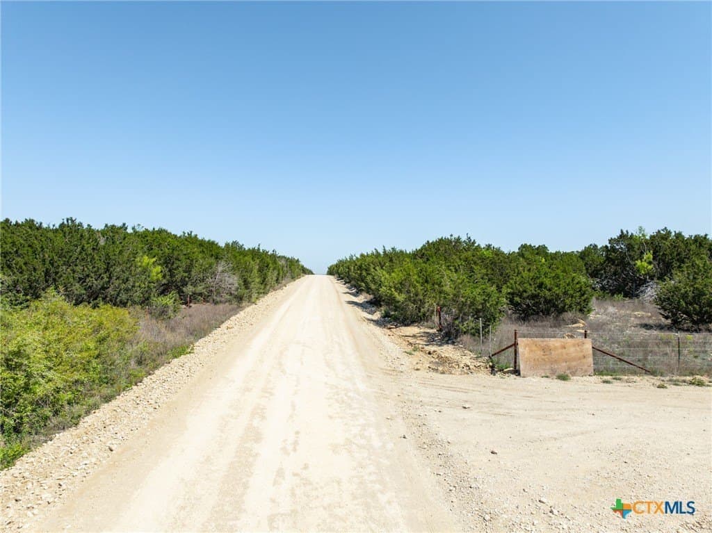 10.1 acres in Hamilton County - photo 2