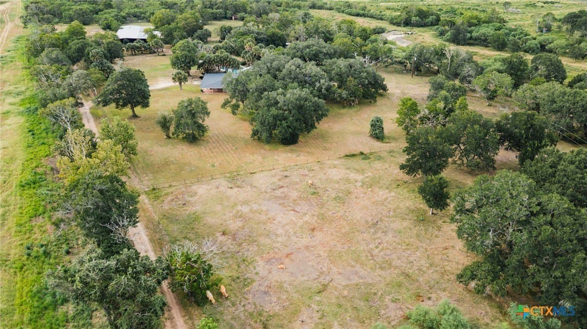 40 acres in Victoria County - photo 3