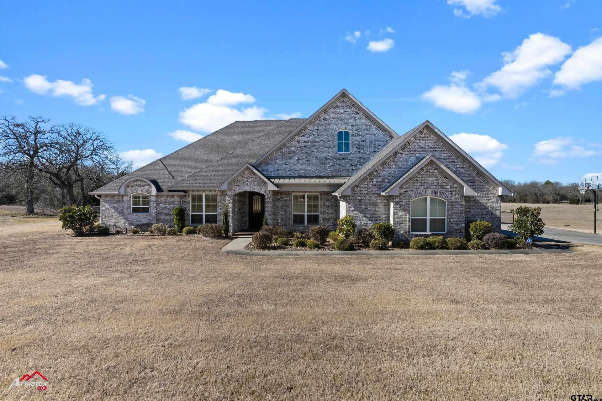 10 acres in Smith County - photo 2