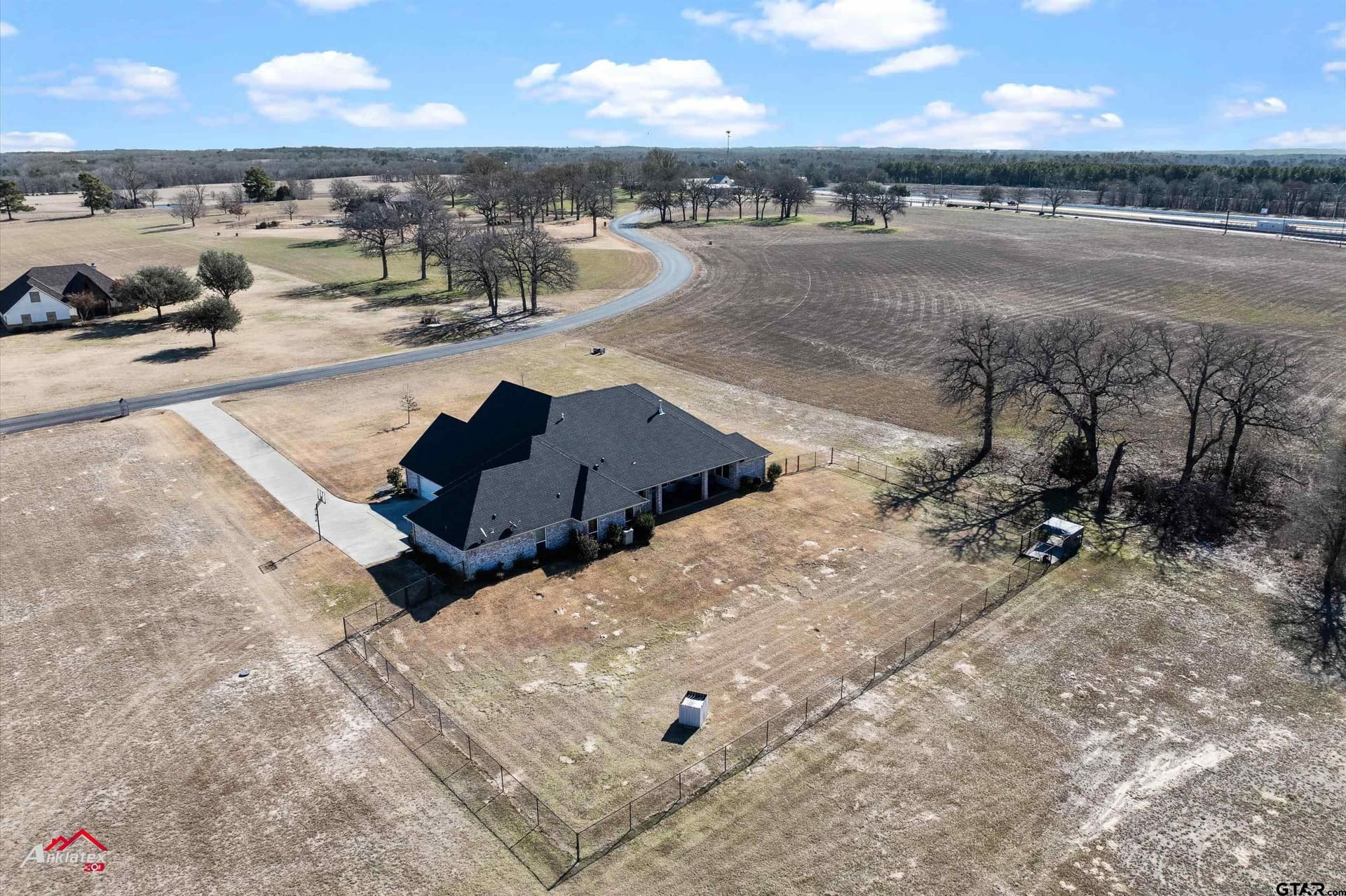 10 acres in Smith County - photo 42