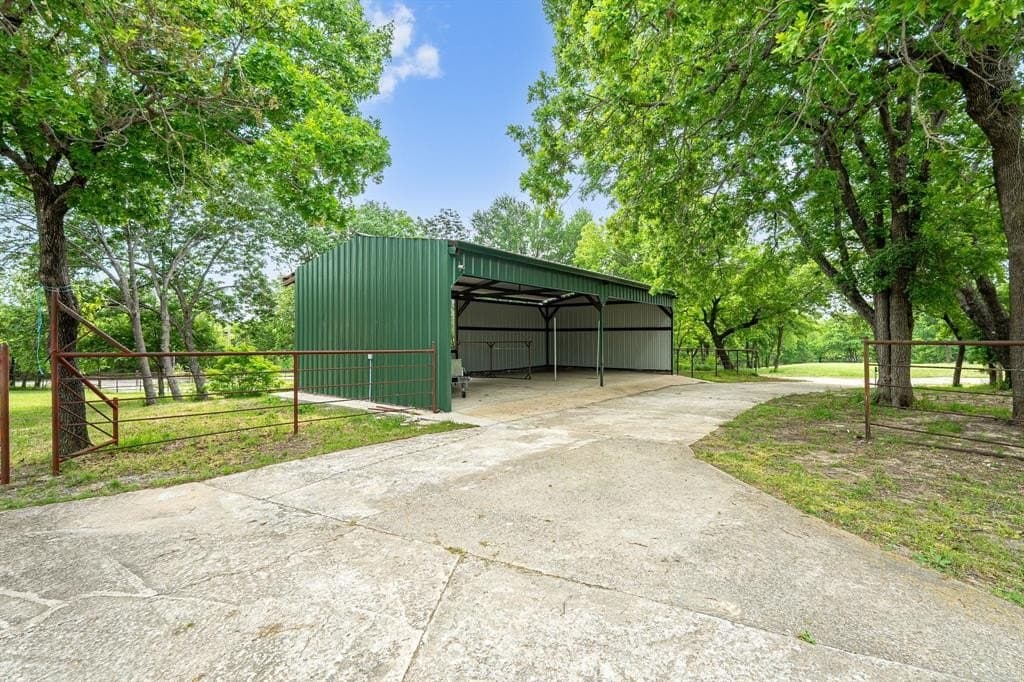 6.38 acres in Collin County - photo 17