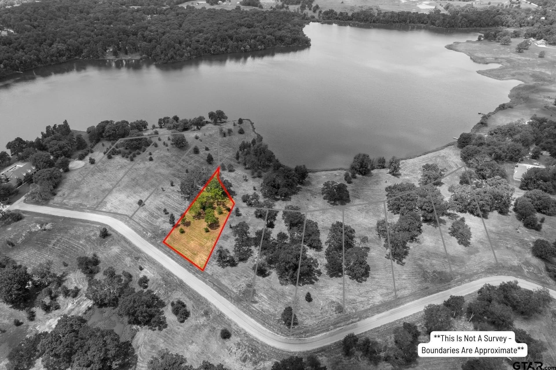 1 acres in Titus County - photo 4