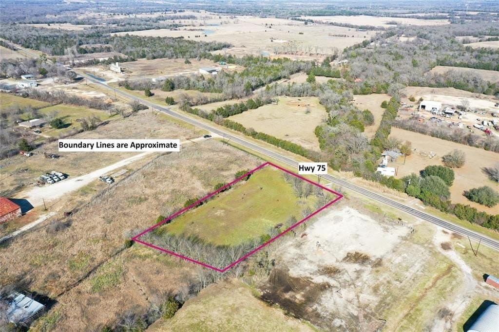 1.5 acres in Freestone County - photo 5