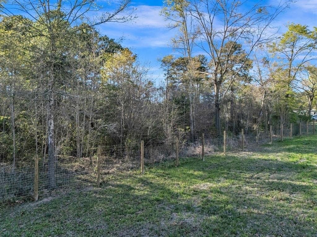 0.65 acres in Smith County - photo 11
