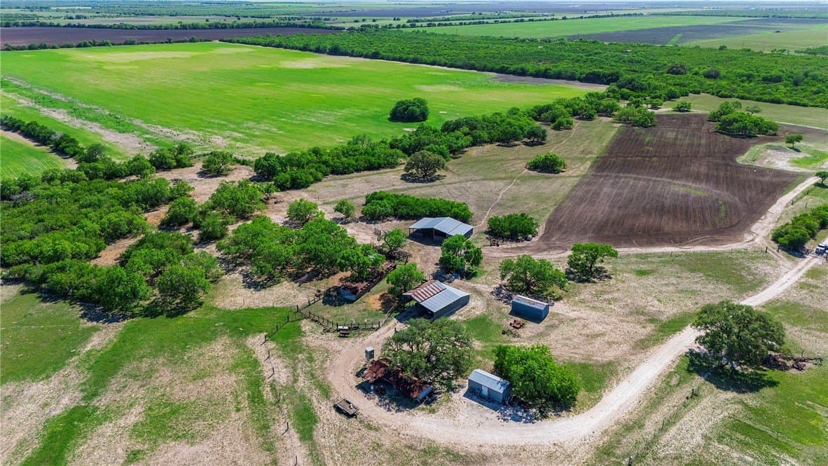 281.48 acres in Bee County - photo 21