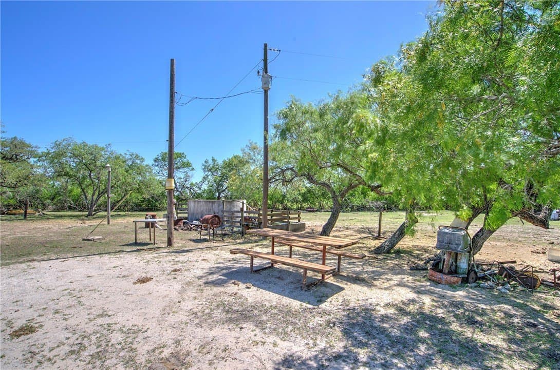 281.48 acres in Bee County - photo 31