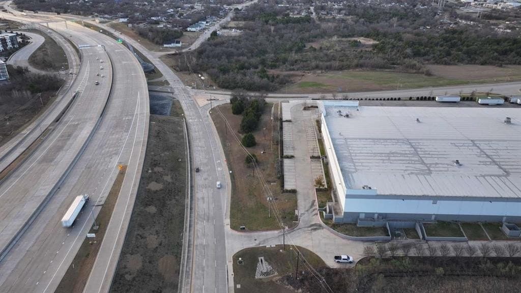 0.84 acres in Dallas County - photo 21