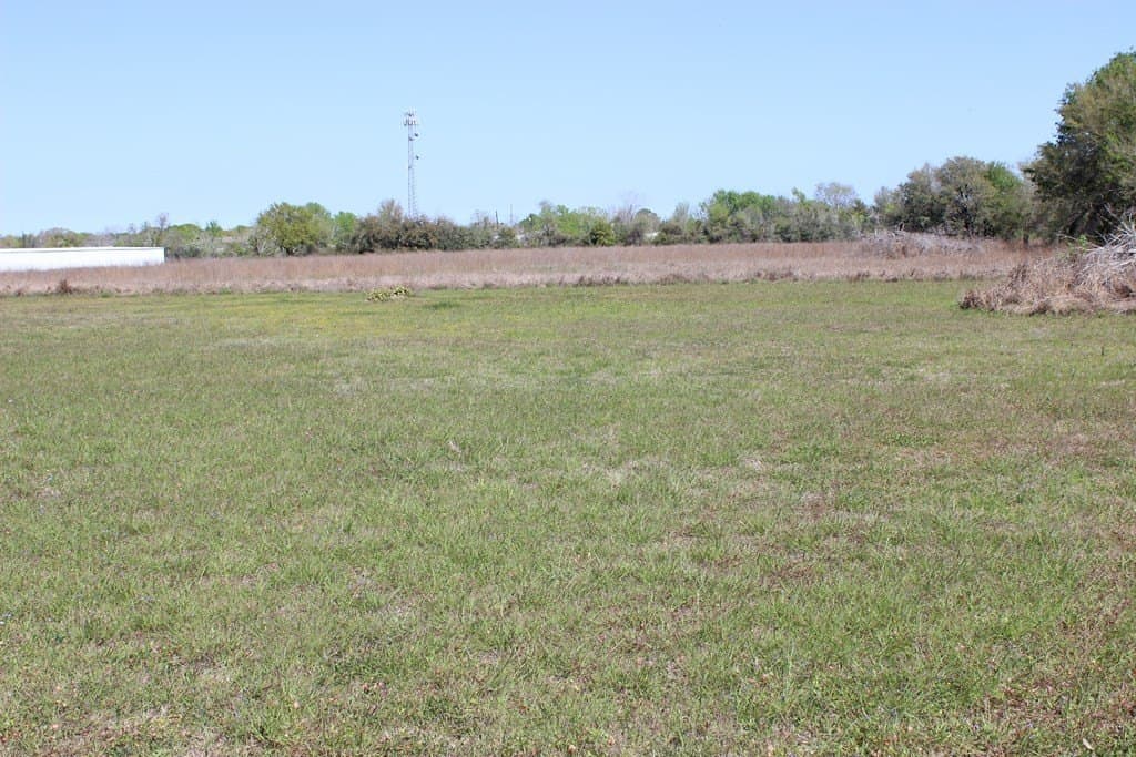 1 acres in Texas County - photo 4