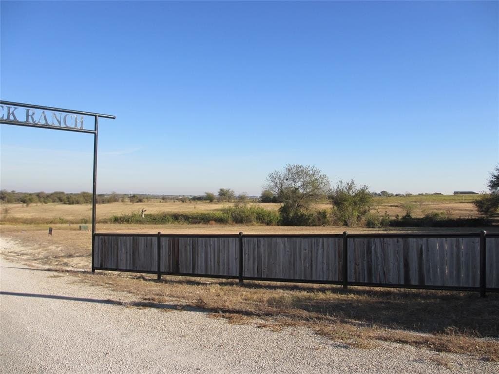 2 acres in Hill County - photo 8