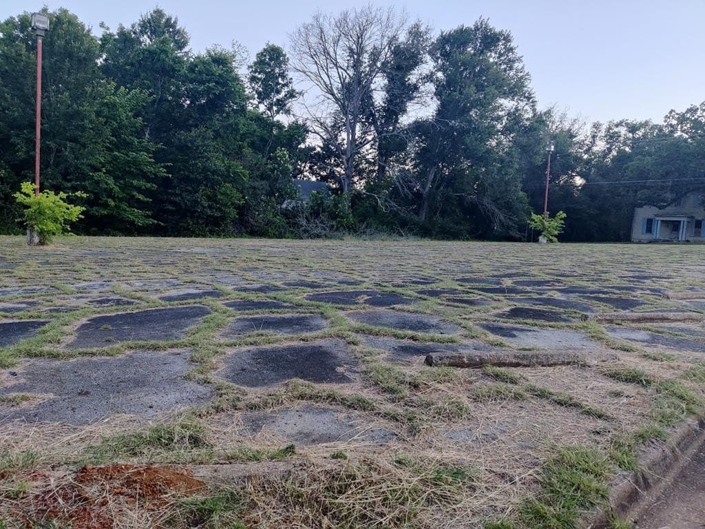 0.48 acres in ANDERSON County - photo 3