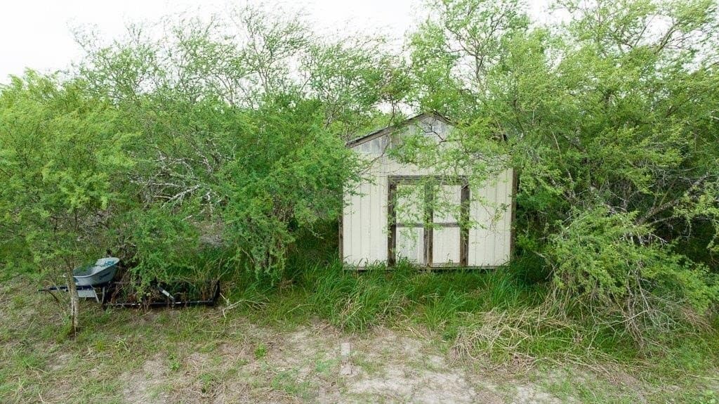 33.57 acres in Bee County - photo 4