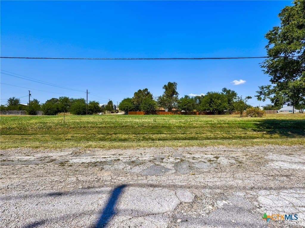 0.71 acres in Williamson County - photo 9
