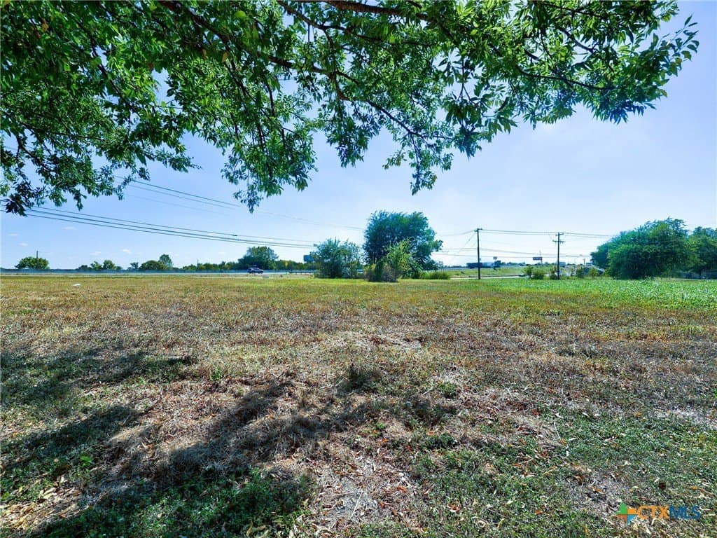 0.71 acres in Williamson County - photo 18