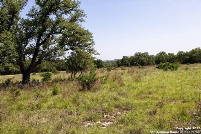12.98 acres in Comal County - photo 18