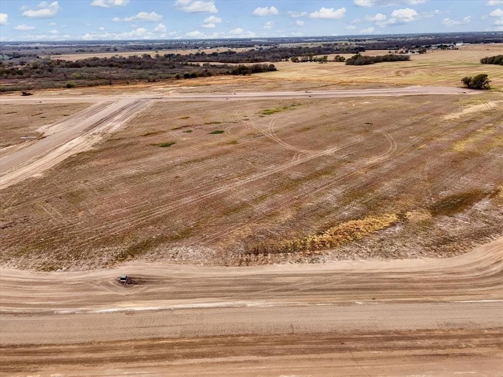 1.95 acres in McLennan County - photo 2