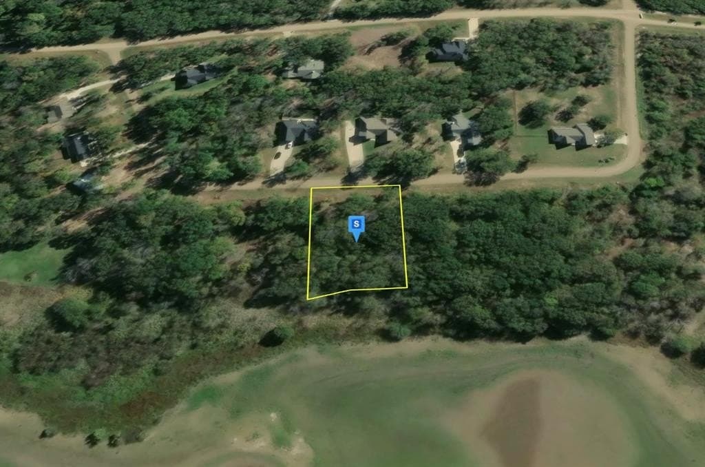 0.84 acres in Kaufman County - photo 2