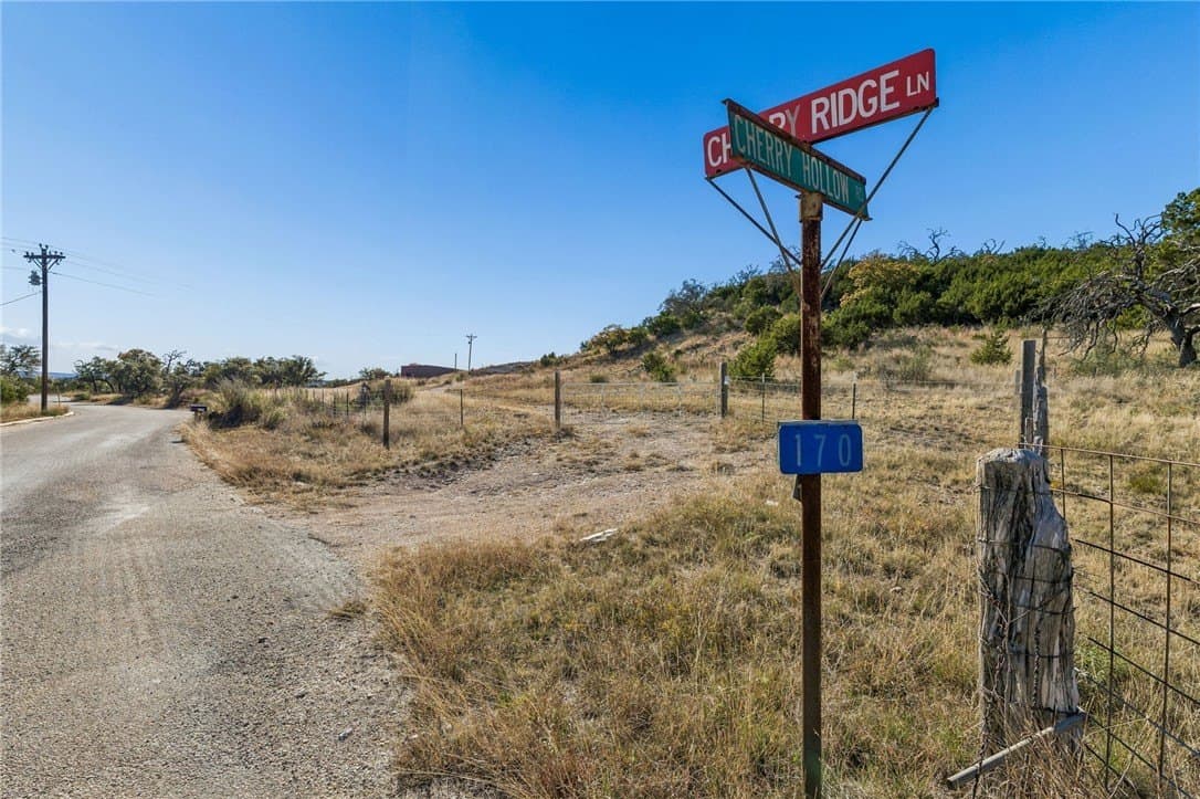14.14 acres in Gillespie County - photo 4