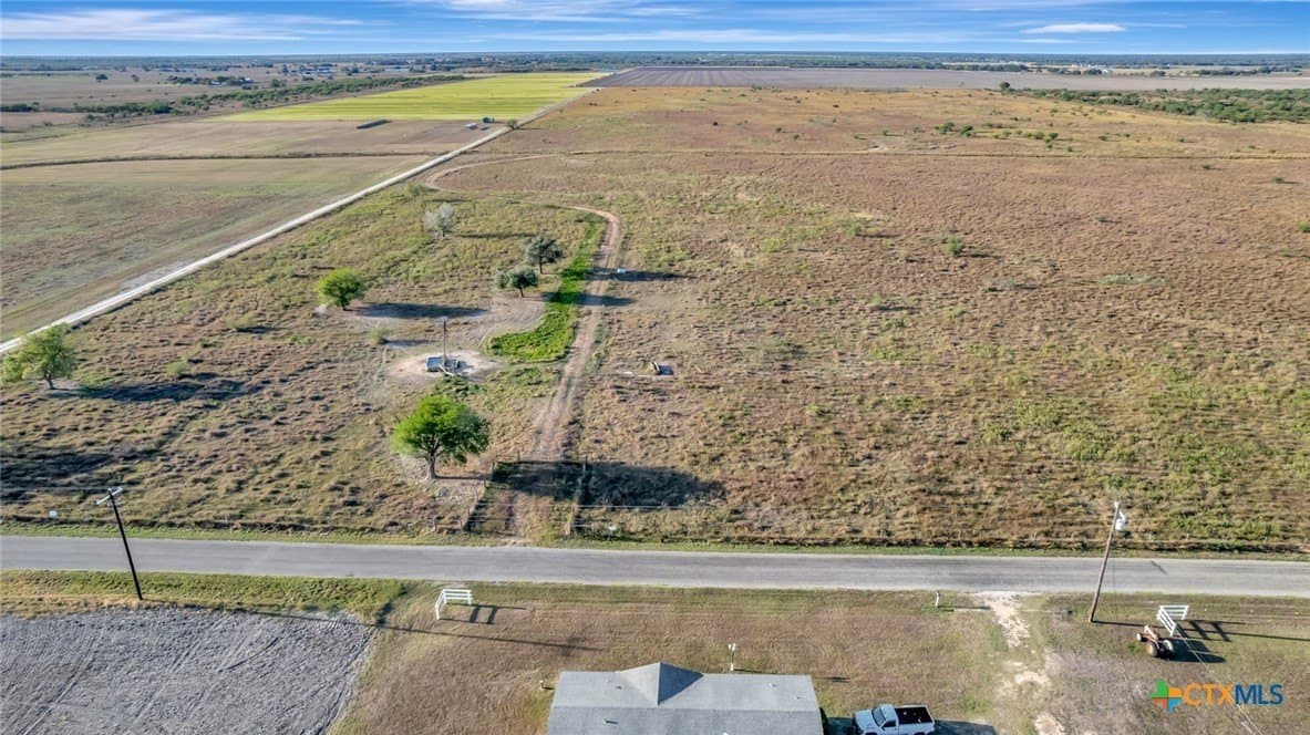 10.32 acres in Victoria County - photo 12