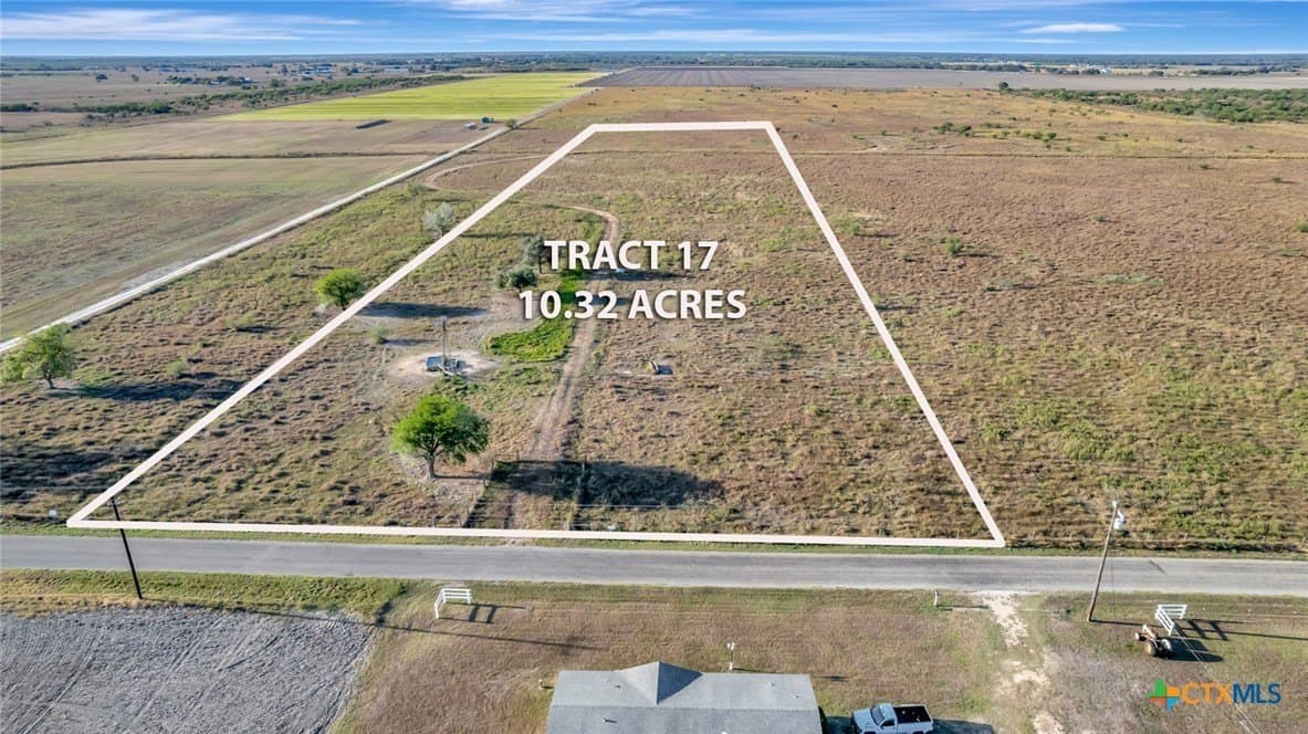 10.32 acres in Victoria County - photo 8
