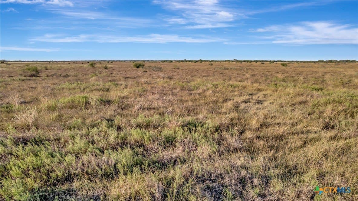 10.32 acres in Victoria County - photo 7
