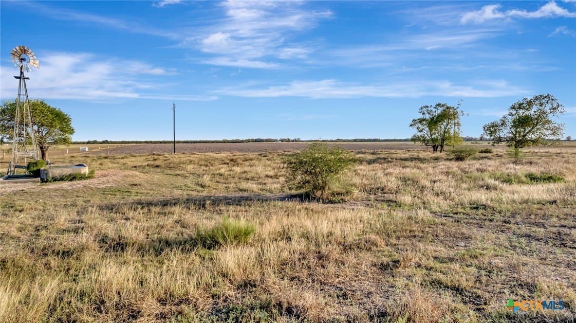 10.32 acres in Victoria County - photo 6