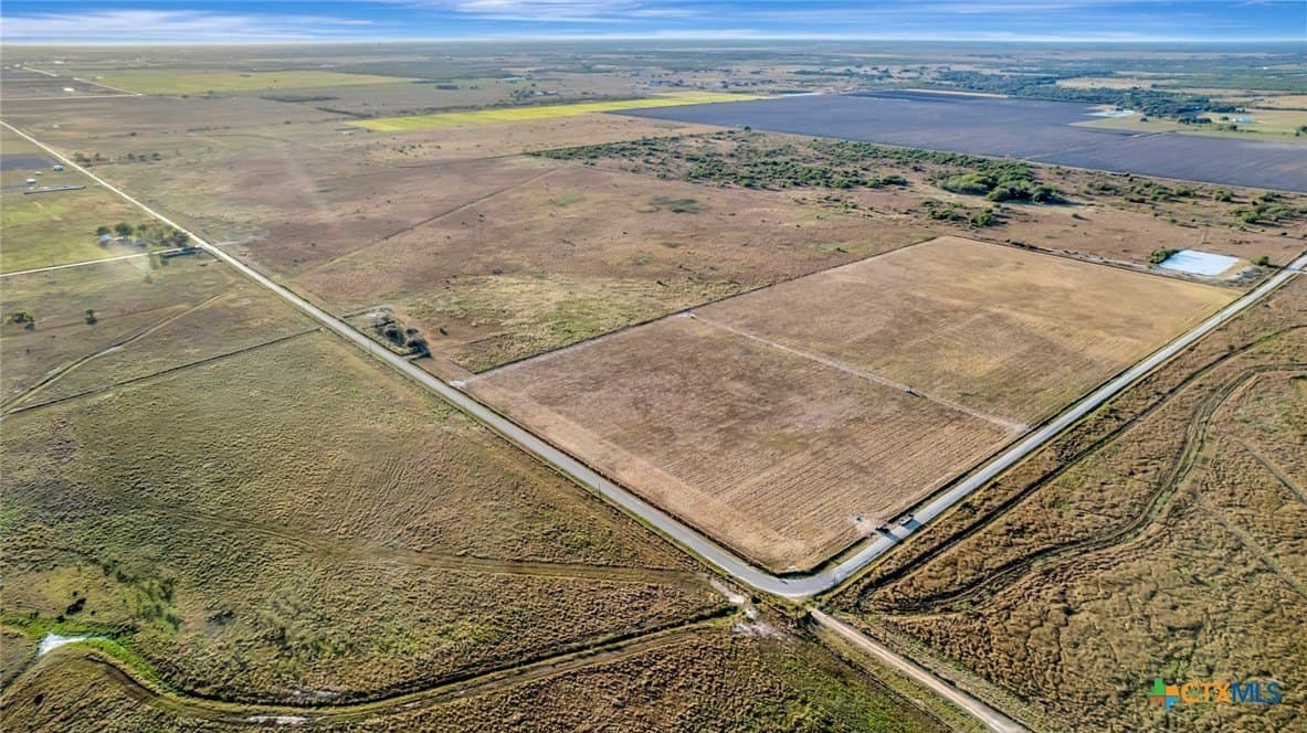 10.32 acres in Victoria County - photo 10