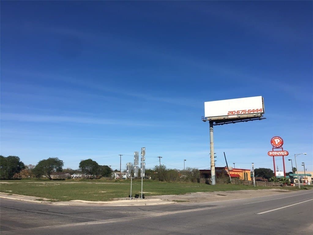 1.47 acres in Nueces County - photo 4