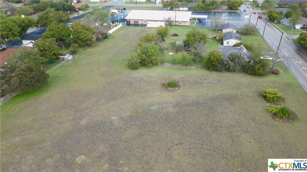0.95 acres in Bell County - photo 5