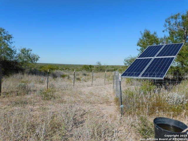 25 acres in Live Oak County - photo 18