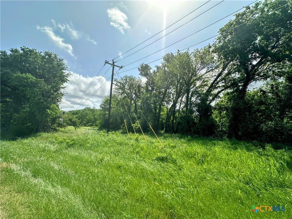 2.31 acres in McLennan County - photo 4