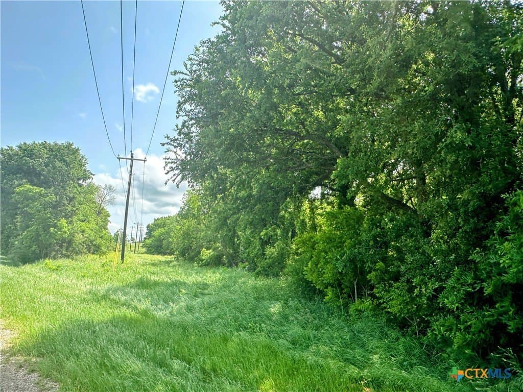 2.31 acres in McLennan County - photo 2