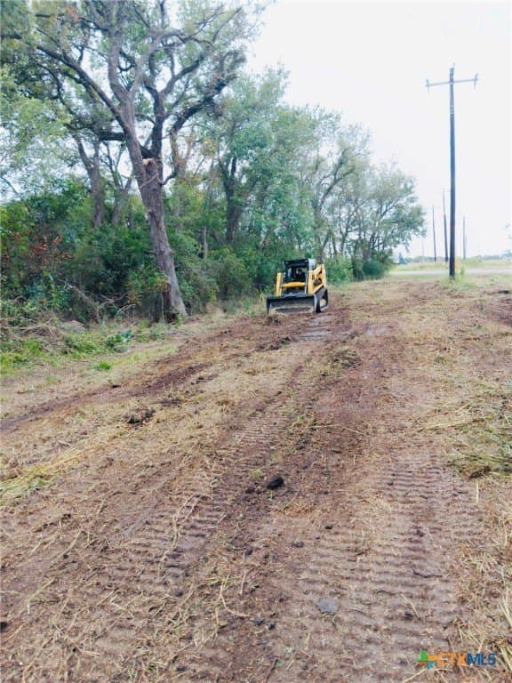 2.31 acres in McLennan County - photo 5